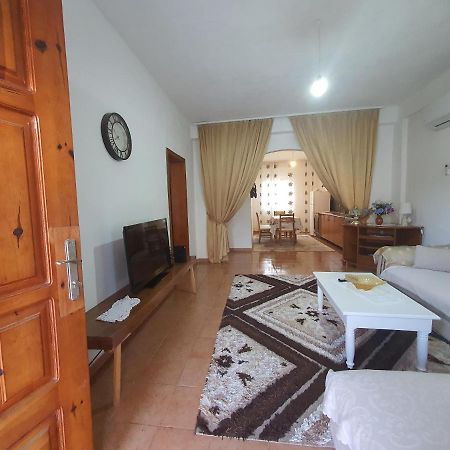 Spacious House With A Big Garden And Fire Pit Villa Tirana Buitenkant foto